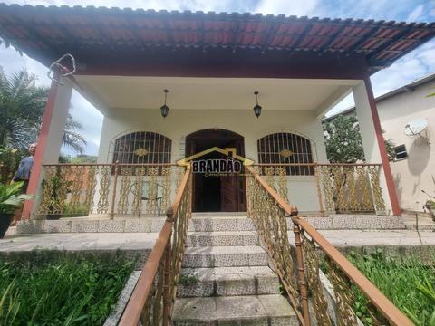 Imóvel disponível para venda, localizado na Praia de Mauá.