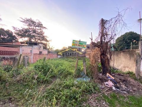 Terreno disponível para venda localizado em Mauá.