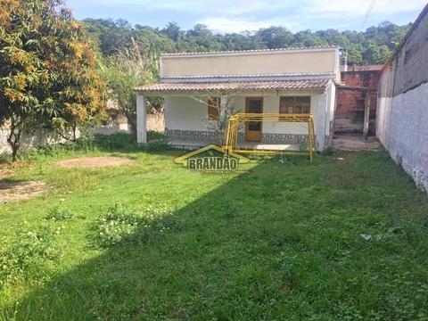 Imóvel disponível para venda, localizado na Praia de Mauá.