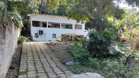 Imóvel disponível para venda, localizado em Piabetá.