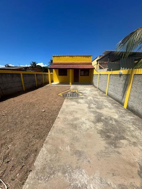 Imóvel disponível para venda, localizado na Praia de Mauá.