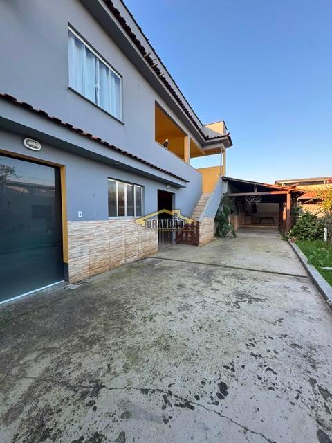 Imóvel disponível para venda, localizado na Praia de Mauá.