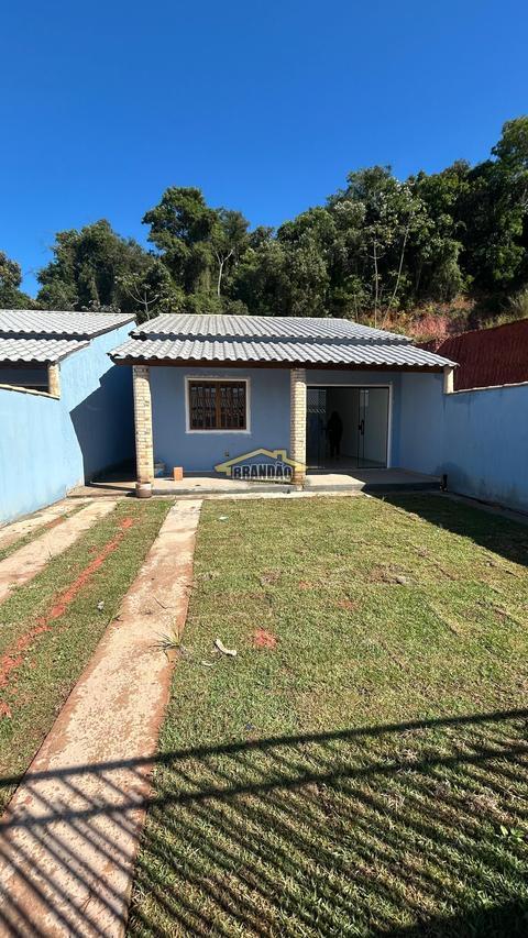 Imóvel disponível para venda, localizado na Praia de Mauá.