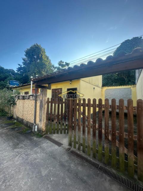 Imóvel disponível para venda, localizado na Praia de Mauá.
