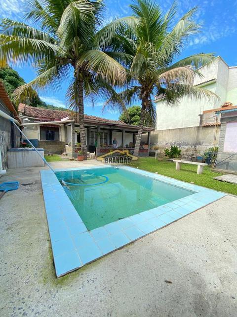 Imóvel disponível para venda, localizado na Praia de Mauá.