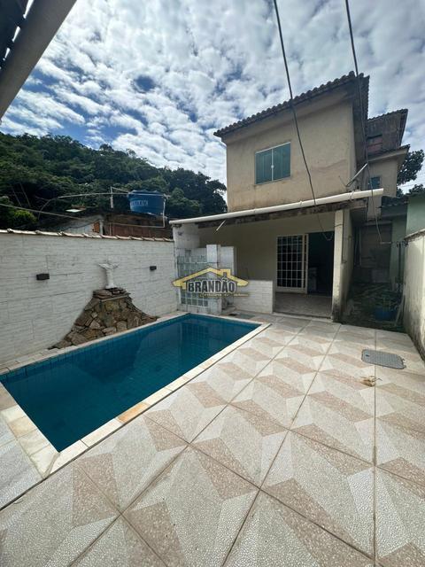 Imóvel disponível para venda, localizado na Praia de Mauá.