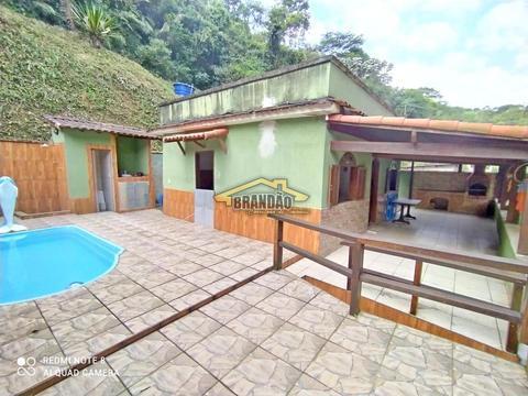 Imóvel disponível para venda, localizado na Praia de Mauá.