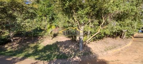 Terreno disponível à venda, localizado na Praia de Mauá.