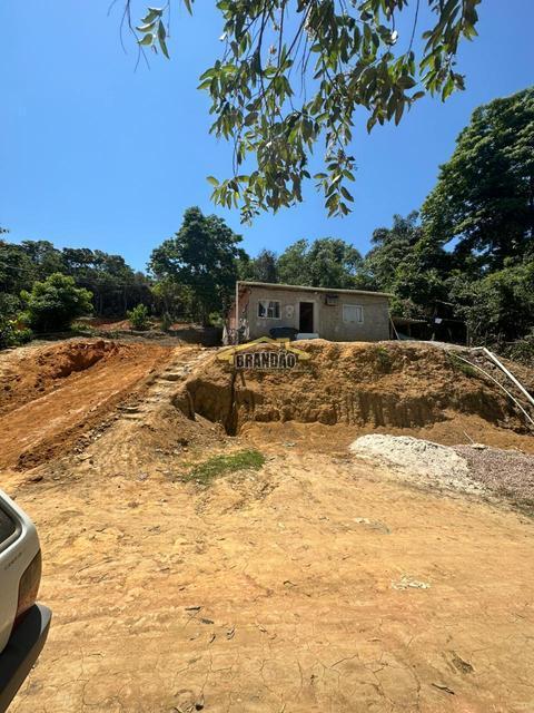Imóvel disponível para venda, localizado na Praia de Mauá.